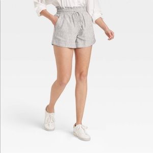 NWT A New Day Women’s High-Waisted Shorts in Blue & White Stripes - Size Large